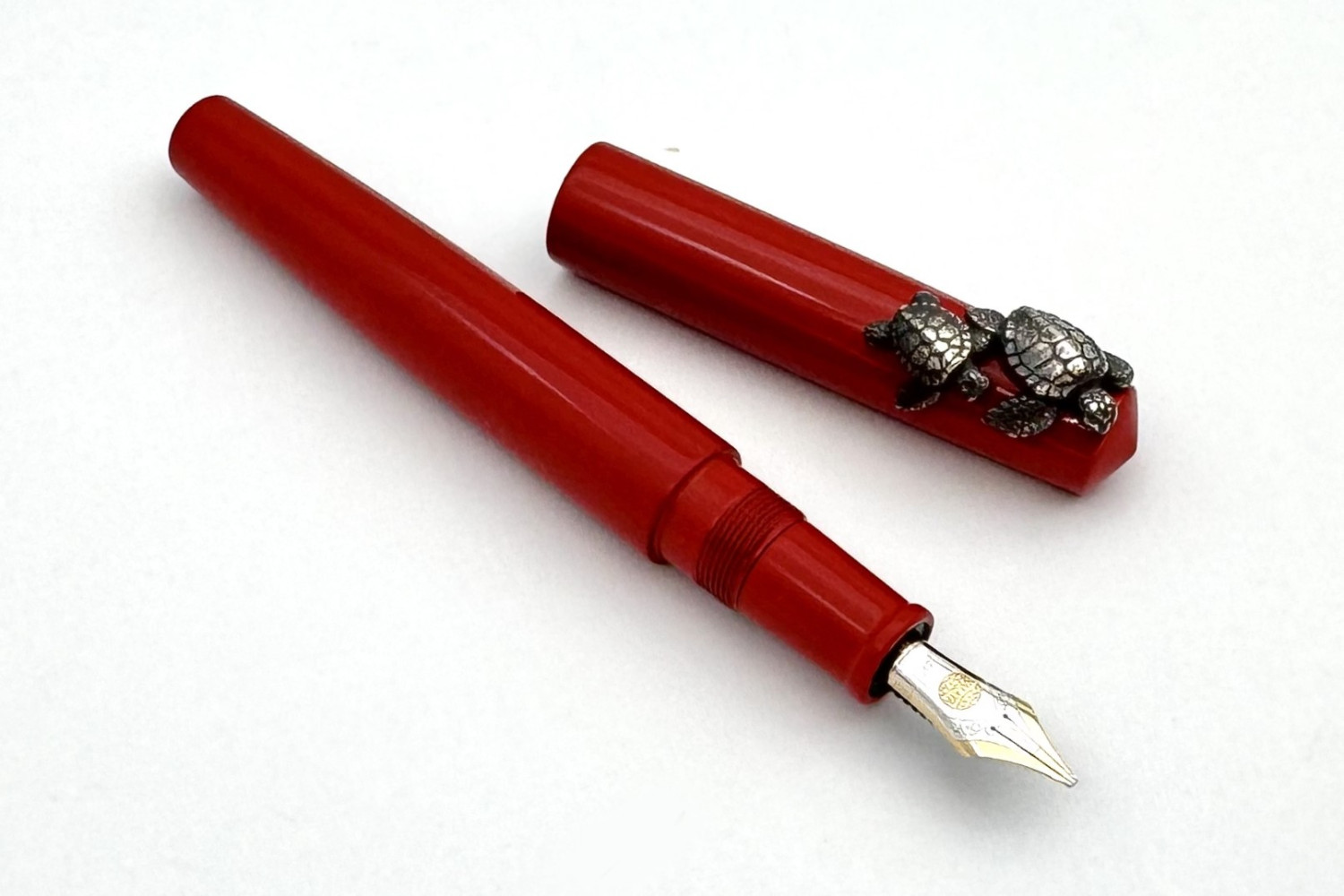 NakayaPiccoloLongWriterShuFPFumigatedSeaTurtleStopper_B